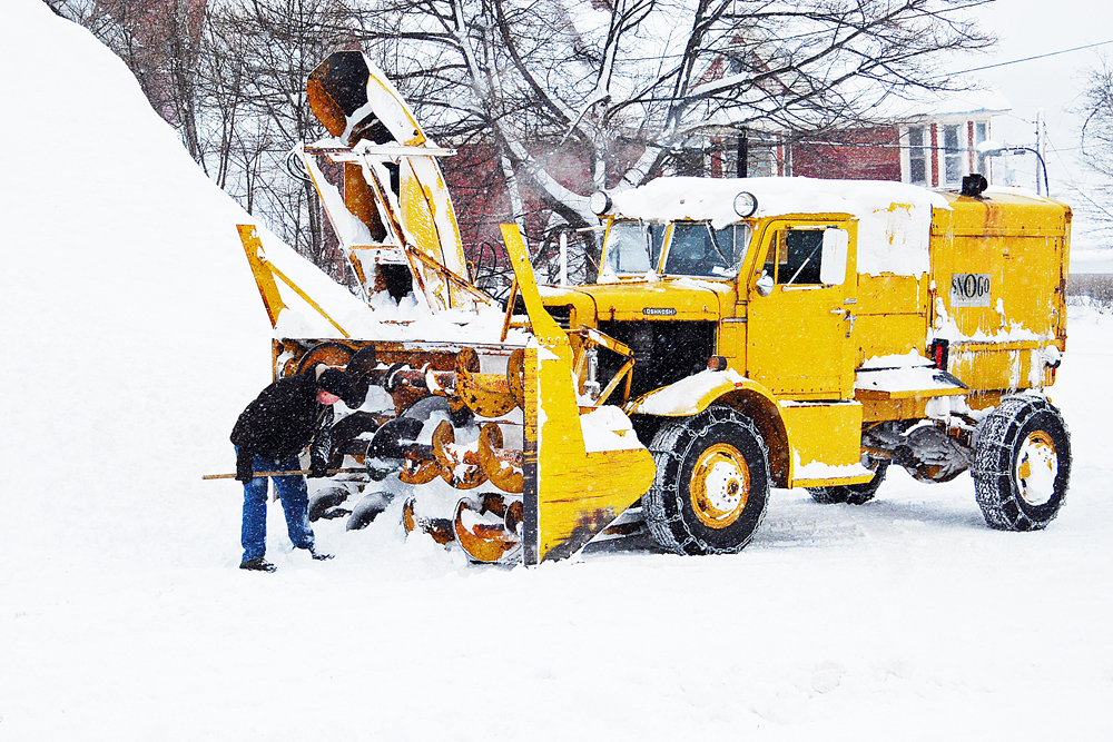 michigan annual snowfall